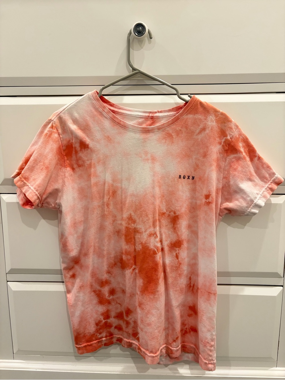 Roxy Tie-Dye Short Sleeve Tee in Coral and White